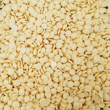 Lade das Bild in den Galerie-Viewer, Blanxart Schokolade - Born 28% - Weiß - 10kg - Drops - Kuvertüre
